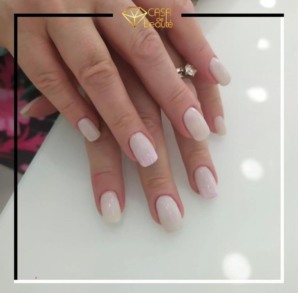 Ημιμονομιο manicure casa de beaute